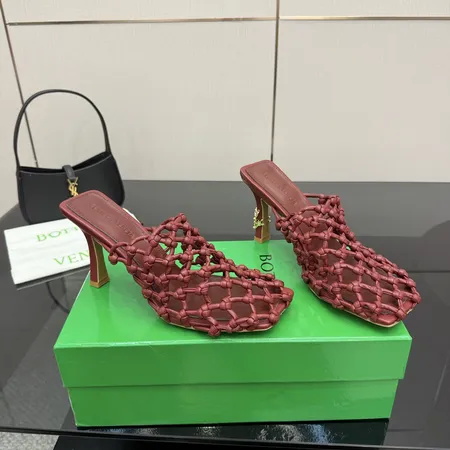 ボッテガ ヴェネタ サンダル