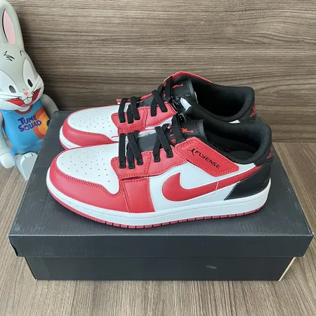 ナイキ カジュアルシューズ