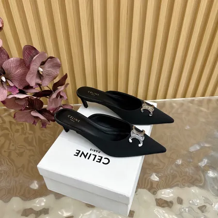 セリーヌ サンダル