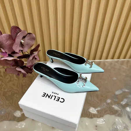 セリーヌ サンダル