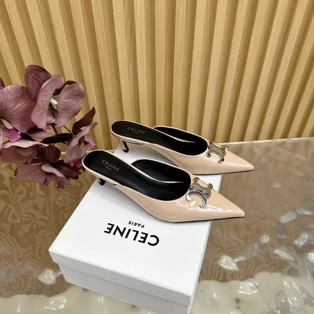 セリーヌ サンダル