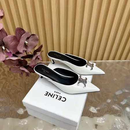 セリーヌ サンダル