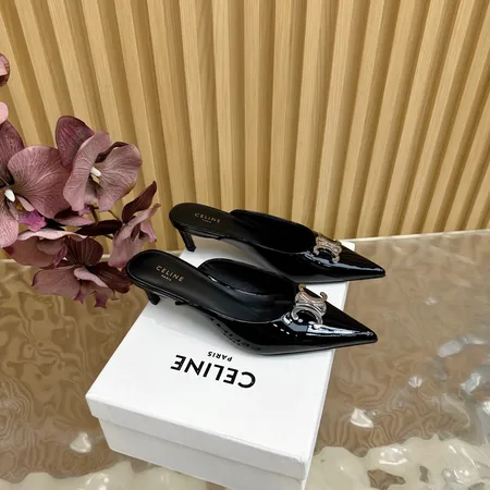 セリーヌ サンダル