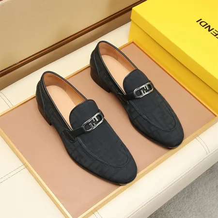 フェンディ ビジネスシューズ