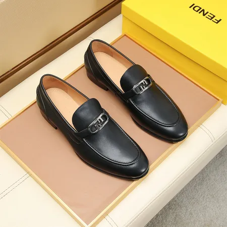 フェンディ ビジネスシューズ