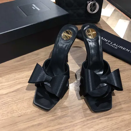 イブサンローラン サンダル