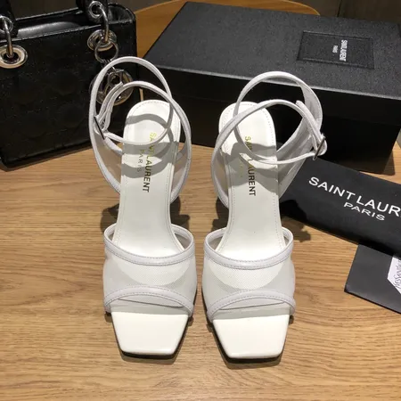 イブサンローラン サンダル