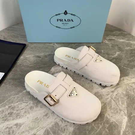 プラダ サンダル