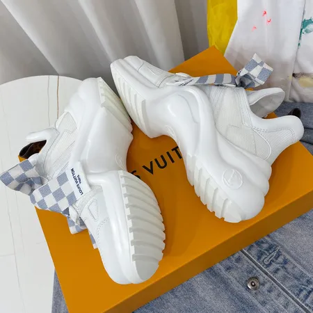 ルイヴィトン スニーカー