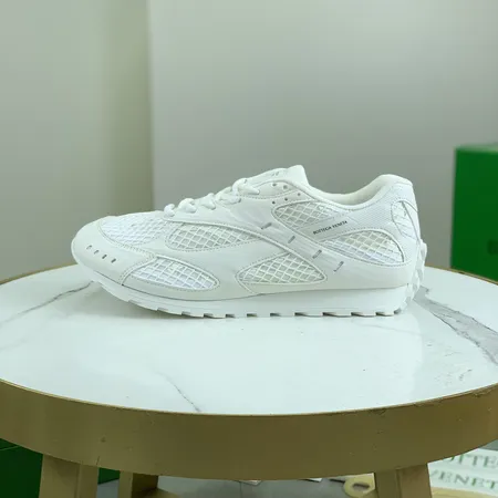 ボッテガ ヴェネタ スニーカー