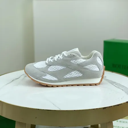 ボッテガ ヴェネタ スニーカー