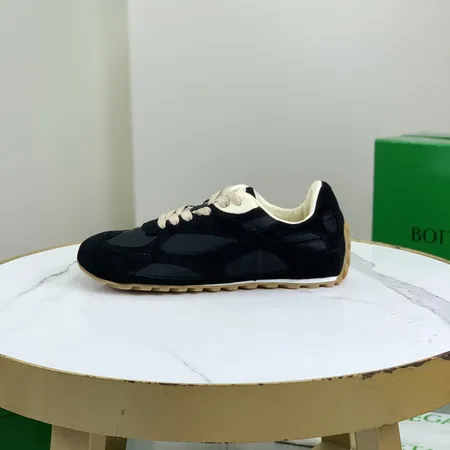 ボッテガ ヴェネタ スニーカー