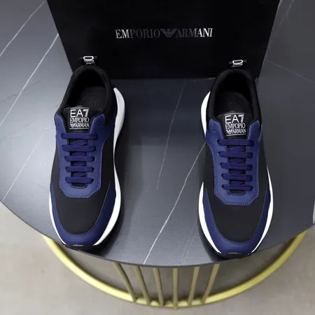 アルマーニ カジュアルシューズ