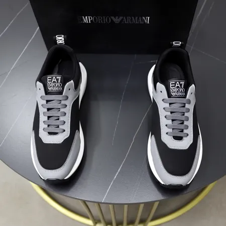 アルマーニ カジュアルシューズ