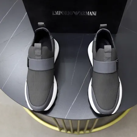 アルマーニ カジュアルシューズ