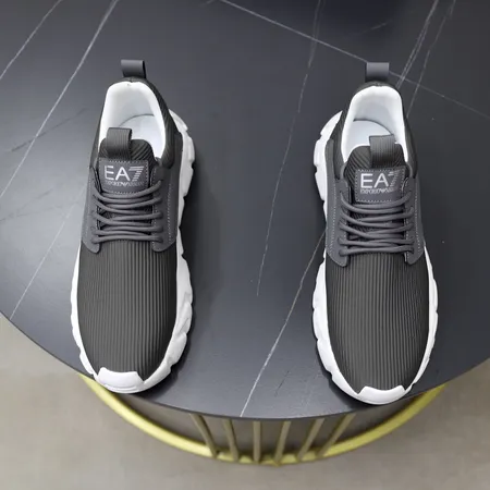 アルマーニ カジュアルシューズ