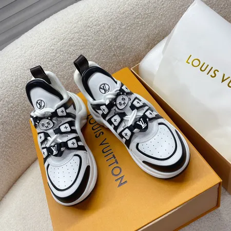 ルイヴィトン スニーカー