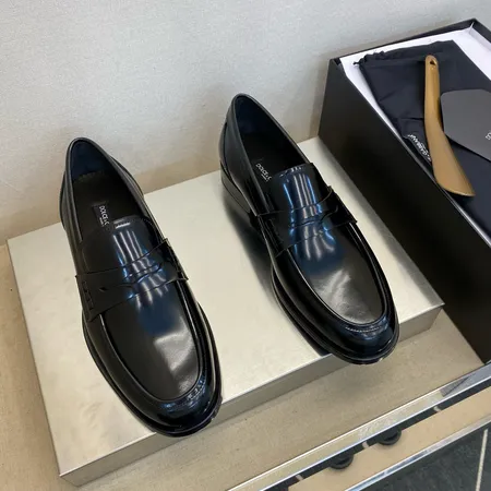 ドルチェ＆ガッバーナ ビジネスシューズ