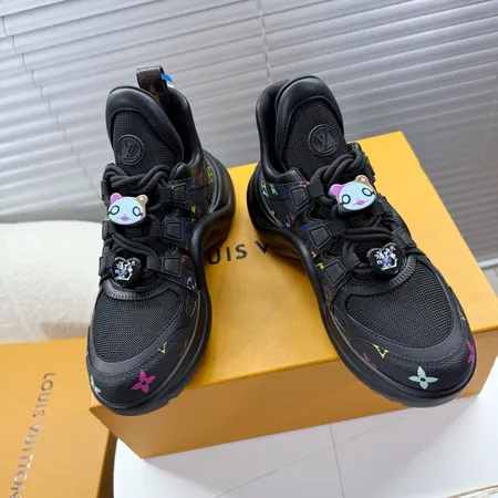 ルイヴィトン スニーカー