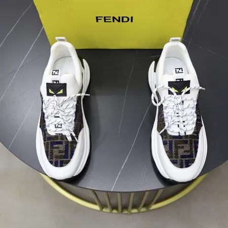 フェンディ スニーカー