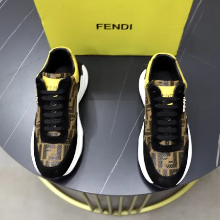 フェンディ スニーカー