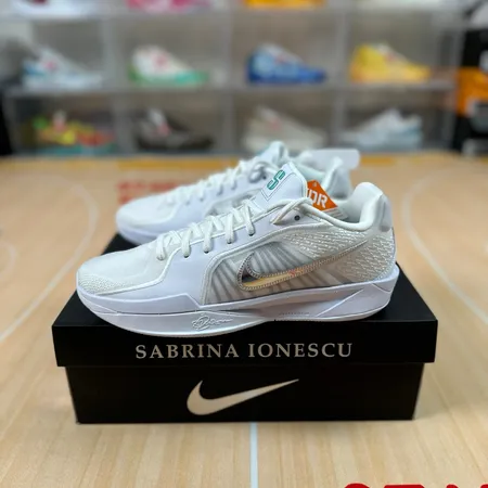 ナイキ スニーカー