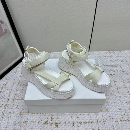 クロエ サンダル