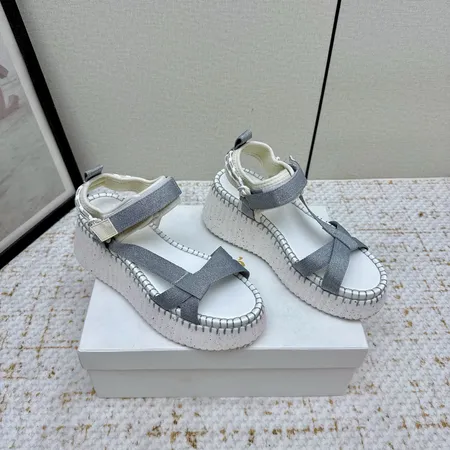 クロエ サンダル