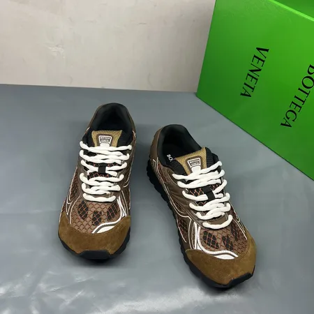 ボッテガ ヴェネタ スニーカー