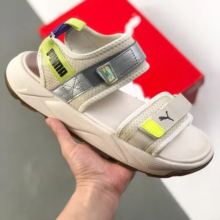 プーマ サンダル