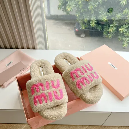 ミュウミュウ スリッパ