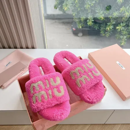 ミュウミュウ スリッパ