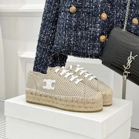 セリーヌ カジュアルシューズ