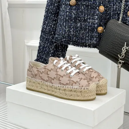 セリーヌ カジュアルシューズ