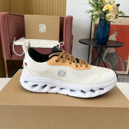 ロエベ スニーカー