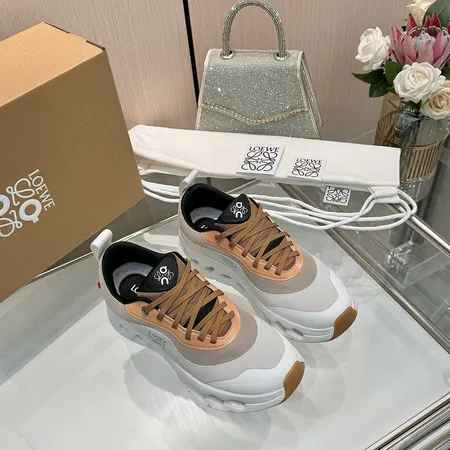 ロエベ スニーカー