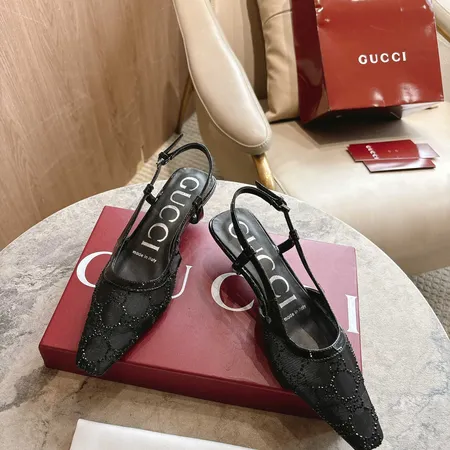 グッチ サンダル