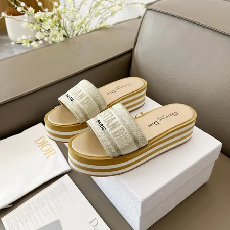 ディオール スリッパ
