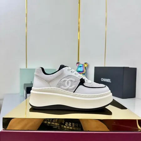 シャネル スニーカー