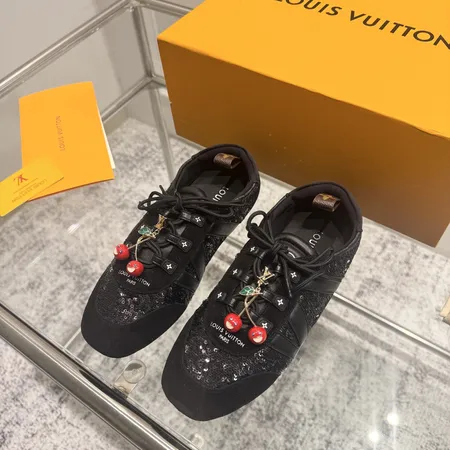 ルイヴィトン スニーカー