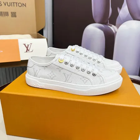 ルイヴィトン カジュアルシューズ