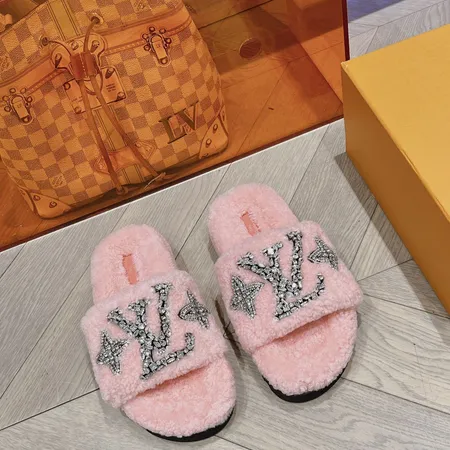 ルイヴィトン スリッパ