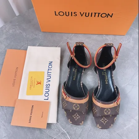 ルイヴィトン サンダル
