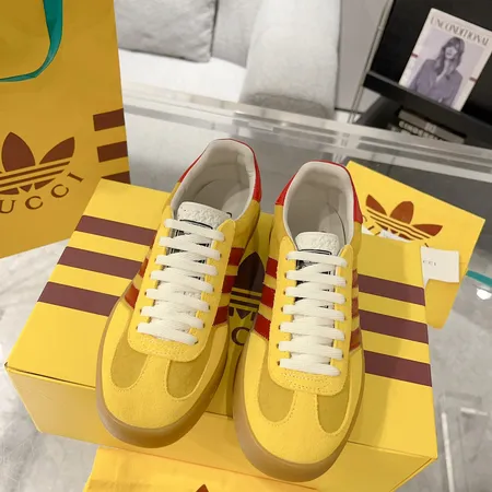 グッチ カジュアルシューズ