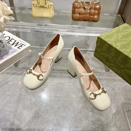 グッチ サンダル