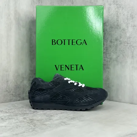 ボッテガ ヴェネタ カジュアルシューズ