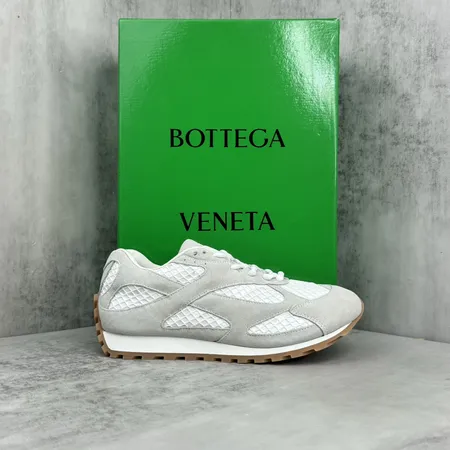 ボッテガ ヴェネタ カジュアルシューズ