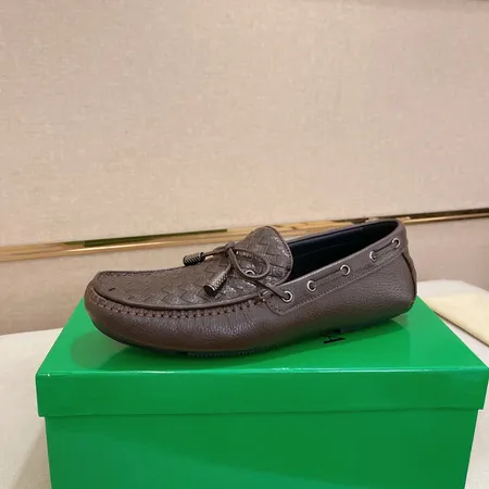 ボッテガ ヴェネタ カジュアルシューズ