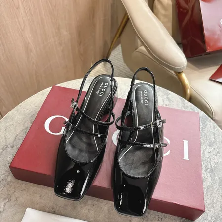 グッチ サンダル