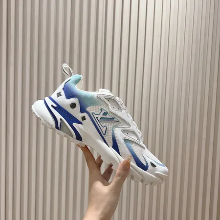 ルイヴィトン スニーカー